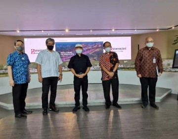 Menteri PPN dan Kepala Bappenas Suharso Monoarfa Tinjau Proyek Green Building di BSD City