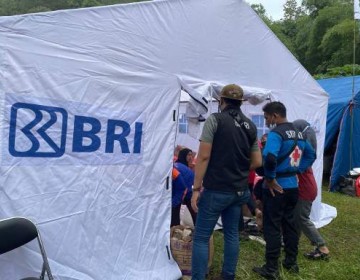 BRI Kerahkan Mobil Evakuasi dan Bangun Posko Bantuan Warga Terdampak Erupsi Semeri