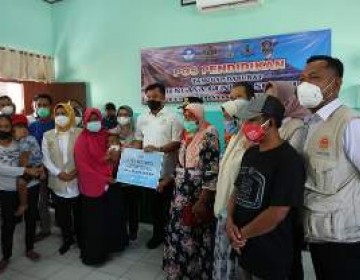 Apkasi Serahkan Bantuan Rp 200 Juta untuk Korban Erupsi Semeru