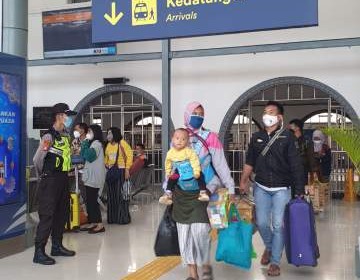 Penumpang KA yang Tiba di Jakarta Dipastikan Memenuhi Persyaratan dan Sehat