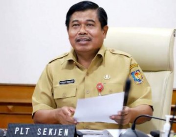 Waspadai Varian Omicron, Plt. Sekjen Kemendagri Minta Kepala Daerah Taati Larangan Perjalanan ke Luar Negeri