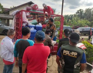 Pertamina Peduli Salurkan Bantuan Bahan Makanan Kepada Korban Gempa Pasaman