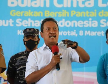 Gelar Bulan Cinta Laut di Timur Indonesia, Menteri Trenggono: Kedisplinan Harus Kita Tingkatkan