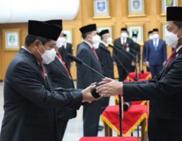 Mendagri Tito Lantik Lima Pejabat Pimpinan Tinggi Madya, Diharapkan Jadi Momentum Pembenahan