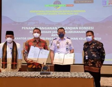 Tingkatkan Efisiensi Pengusahaan Di Pelabuhan Satui, Kemenhub Adakan Perjanjian Konsesi dengan PT. Bina Indo Raya