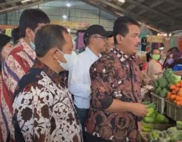 Gelar Sidak Pasar, Kementan: Stok dan Harga Pangan Pokok di Jateng Aman Hingga Pasca Lebaran