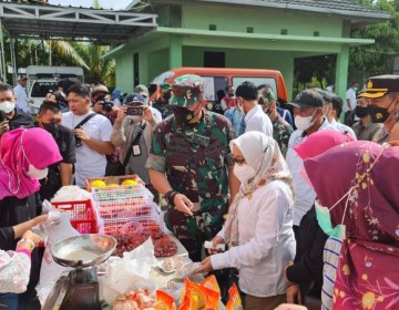 Minggu Pagi, Kementan Gelar Pangan Murah di Makodim 0510 Tigaraksa