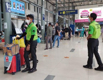 Amankan Puluhan Barang Tertinggal, Daop 1 Jakarta Himbau Penumpang KA Perhatikan Barang Bawaan