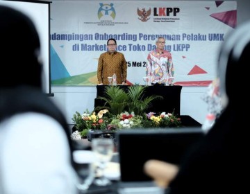 KemenPPPA Dampingi Perempuan Pelaku UMKM Garut Onboarding Digital