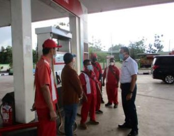 Pastikan Kelancaran Distribusi Energi, Komisaris Utama Pertamina Tinjau Langsung Kegiatan Operasi di Wilayah Belitung