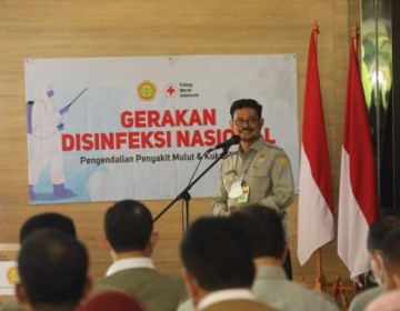 Mentan SYL Luncurkan Gerakan Disinfeksi Nasional Untuk Penanganan PMK