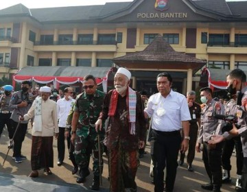 Pj Gubernur Al Muktabar Hadiri Rangkaian Peringatan Hari Bhayangkara Ke-76 di Mapolda Banten