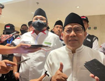 Wakil Ketua DPR: Selamat Pak Menteri Agama, Pelaksanaan Haji Sejauh Ini Berjalan Lancar