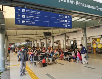 Momen Libur dan Hari Besar Idul Adha, Seluruh Penumpang dari Stasiun Gambir dan Pasarsenen Memenuhi Persyaratan Prokes