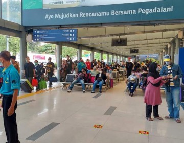 Stasiun Gambir dan Pasarsenen Sediakan Layanan PCR Untuk Pelanggan KA Yang Belum Booster