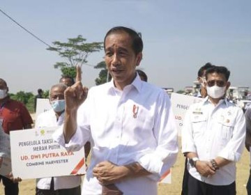 Presiden Jokowi Luncurkan Taksi Alsintan, Program Kementan untuk Kemandirian Petani