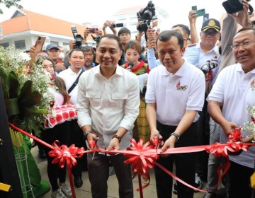 Kemenhub Resmikan 17 Unit Bus Listrik BTS Di Surabaya