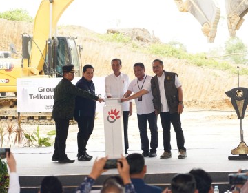 Presiden Jokowi Groundbreaking Telkom Smart Office di IKN, Menteri BUMN: Akan Jadi Hub Telekomunikasi Nusantara