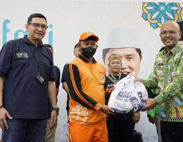 Maknai Momen Ramadan, Telkom Bersama Mandiri dan MindID Gelar Pasar Murah 2.000 Paket Sembako untuk Ojol dan Masyarakat Sekitar