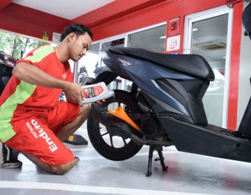 4 Tips Mudah Cara Mengenali Oli Asli dan Palsu Pertamina