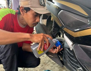 Pertamina Bantu Ganti Oli Gratis 1.000 Motor Terdampak Banjir Jabodetabek  