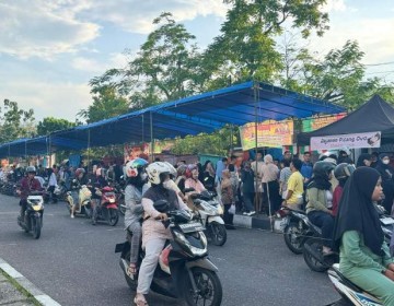 Hutama Karya Rekomendasikan Masyarakat Berburu Takjil di Sekitar Jalan Tol Trans Sumatera