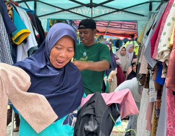  Hutama Karya Group Berbagi Kebahagiaan Ramadan dengan 1.885 Barang Layak Pakai