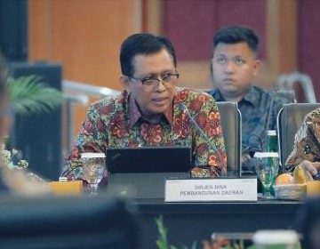 Pemerintah Bahas Skema Pengadaan Guru Sekolah Rakyat