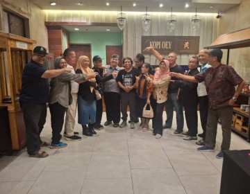 Jawa Pos, Manifesto Kopi Oey 
