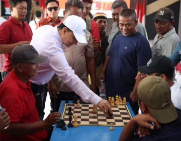 Hadiri Liga Catur Kabupaten Tangerang, Wakil Gubernur Dimyati Natakusuma : Catur Miniatur Kehidupan