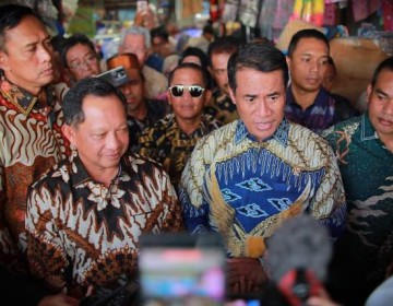 Harga Pangan Stabil, Inflasi Nasional Turun, Mentan Amran Pastikan Stok Aman