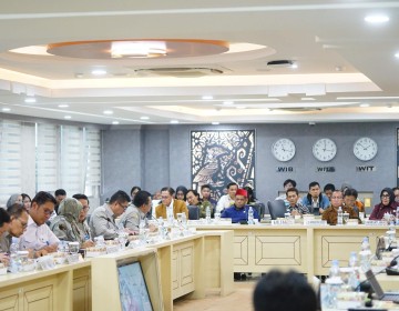 Dalam Raker Bersama DPD RI, Mentan Paparkan Lompatan Pertanian Sepanjang 2025