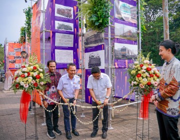 UI dan KAI Gelar Pameran Arsip 2025: “Stasiun UI, Buku, Pesta Kereta, dan Cinta”