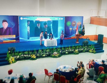 Desri Arwen Resmi Dilantik Sebagai Rektor,  UMT Mantapkan Langkah Sebagai Kampus Akreditasi Unggul
