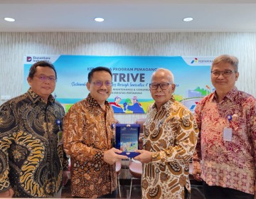UPER–PertaMC Luncurkan STRIVE, Cetak Talenta Hijau untuk Dukung Transisi Energi Nasional