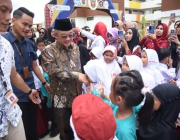 Mendikdasmen Resmikan Sekolah Terpadu Samarinda sebagai Model Sekolah Unggul Non-Asrama