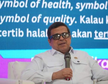 Kepala BPJPH Haikal Hasan Jamin 1000 Persen: Tidak Ada Kandungan Babi Pada Food Tray MBG