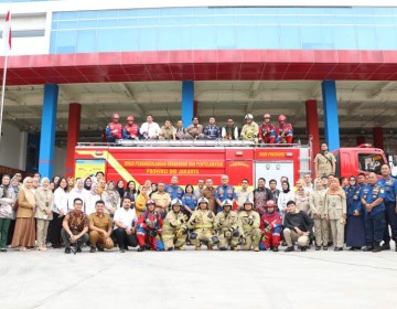 Bina Bangda Tinjau Langsung Pelayanan Dasar di Jakarta, Pastikan Warga Terlayani dengan Baik
