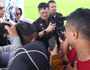 Mentan SYL Tinjau Penanganan Hama Wereng di Kabupaten Klaten