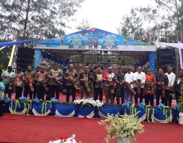 Festival Negeri 1000 Ombak Sail Teluk Cendrawasih Sukses digelar di Kabupaten Sarmi