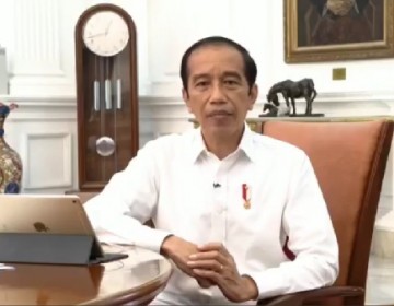 Presiden Jokowi Cabut Lampiran Perpres Soal Miras