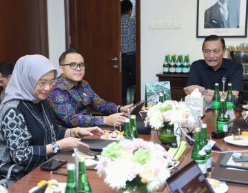 Menko Marves-Menteri PANRB Tindak Lanjuti Percepatan Transformasi Digital Layanan Pemerintah