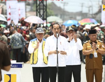 Menteri Basuki Dampingi Presiden Jokowi Resmikan Pelaksanaan 30 Ruas IJD Sepanjang 209 Km