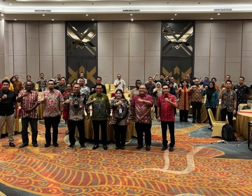 Ditjen Bina Bangda Serahkan Rekomendasi Pengembangan Wilayah Papua 20 Tahun ke Depan