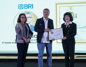 BRI Boyong 3 Penghargaan TOP BUMN Award