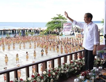 Kemendagri Turut Sukseskan Acara Puncak Sail Teluk Cenderawasih 2023