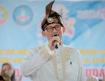 Menparekraf Dorong Parade Bertanjak di Pontianak Jadi Event Skala Nasional