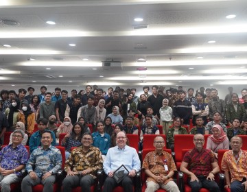 Pakar Energi Inggris Tekankan Sinergi Universitas dan Industri Dalam Transisi Energi