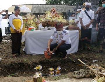 Dirjen Hubdat Lakukan Peletakan Batu Pertama Pembangunan Pelabuhan Penyeberangan Bias Munjul