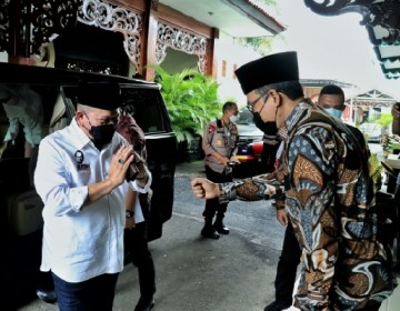 Raker dengan Bupati Pamekasan, Ketua DPD RI Bicara Kekuatan Ekonomi Daerah Hingga Provinsi Madura